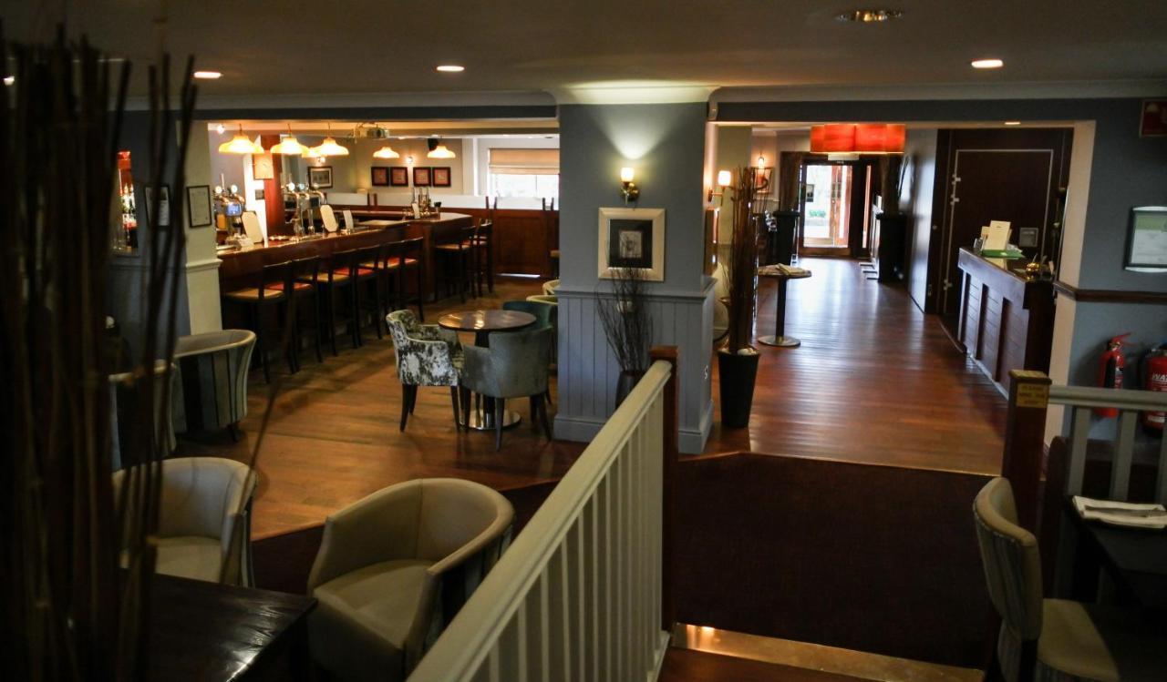 Crown Lodge Hotel ウィスベック エクステリア 写真